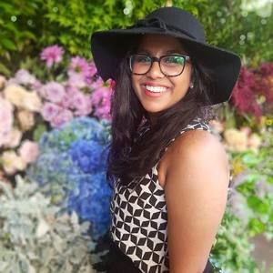 Meet your Posher, Mithra